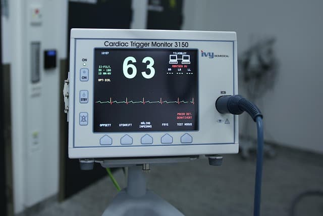 ECG cardiac diagnostic services – heart function testing at Hi-Tech Medical Lab, Swabi